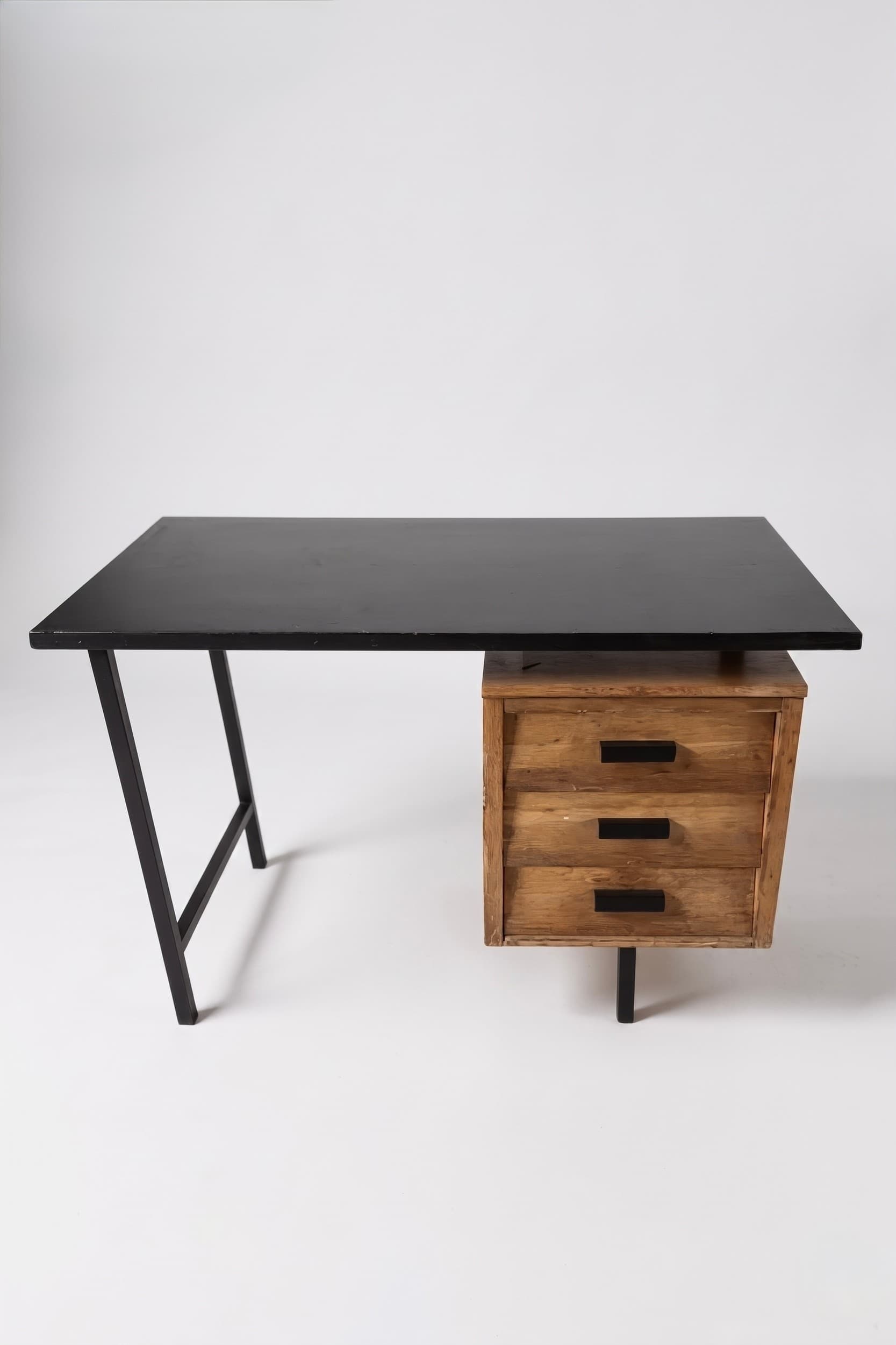 Bureau Pierre Paulin modèle CM 172 - 1950 - Miniature 3
